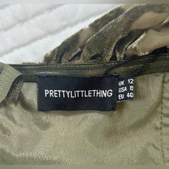 NWT PrettyLittleThing Green Ruched Burnout Romantic Whimsigoth Dress. Size 8. - Picture 4 of 11